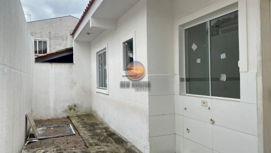 CASA em SÃO JOSÉ DOS PINHAIS - PR, no bairro Barro Preto