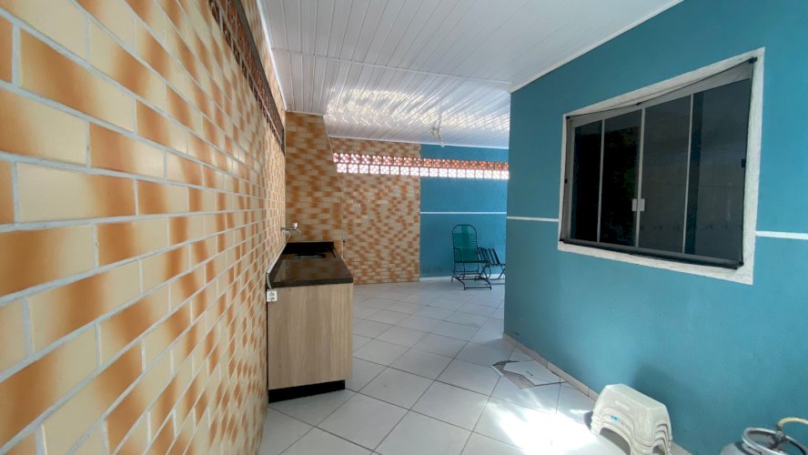 CASA em SÃO JOSÉ DOS PINHAIS - PR, no bairro Guatupê