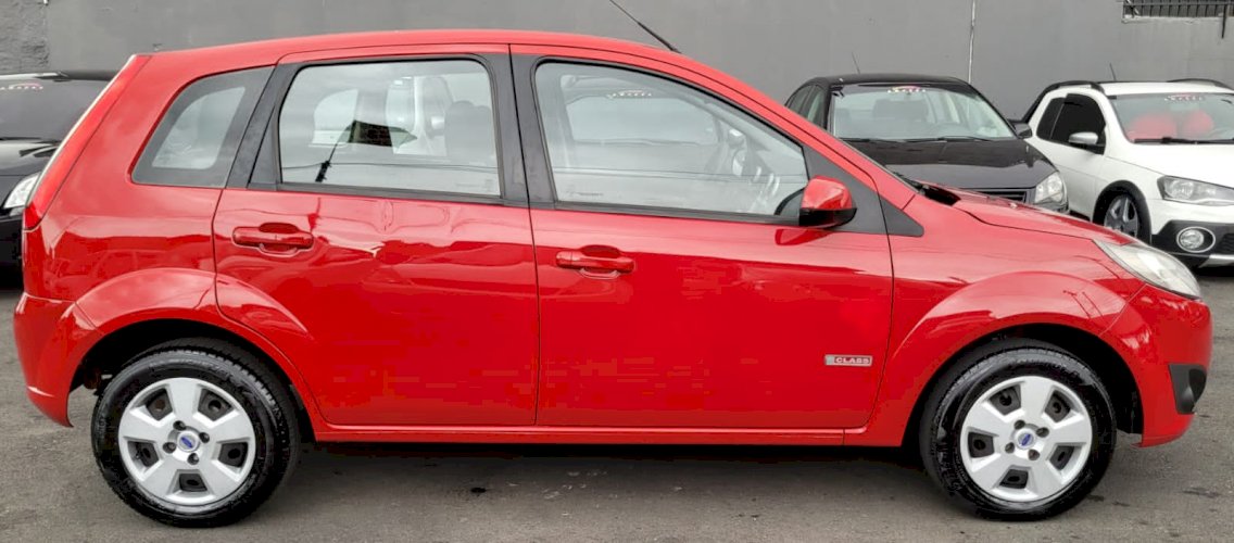 Fiesta 1.6 flex completo 