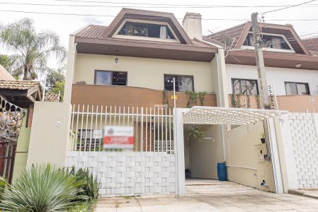 AMPLO SOBRADO - JARDIM DAS AMÉRICAS - 3 QUARTOS - 1 SUÍTE - 208 m²